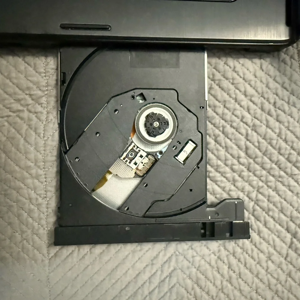 Dell Inspiron 15 N5050 laptop for parts or repair